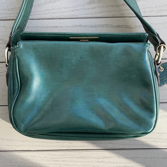 SOLD ON VINTED | Vintage Liz Claiborne Forest Green Shoulder Bag - Picture 2 of 15
